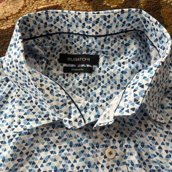 Bugatchi Men's Blue and White Triangle Shirt - Picture 2 of 2